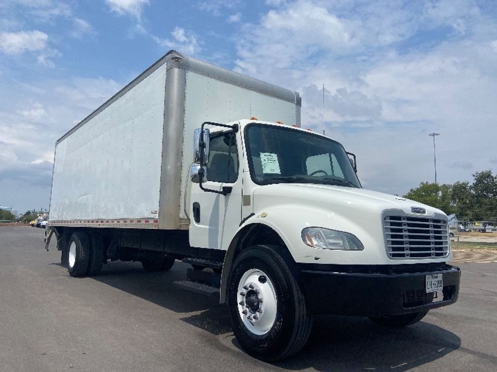 Medium Duty Box Truck-Light and Medium Duty Trucks-Freightliner-2020-M2-San Antonio-TX-154,422\n\t\tmiles-$ 59,250 - Image 1
