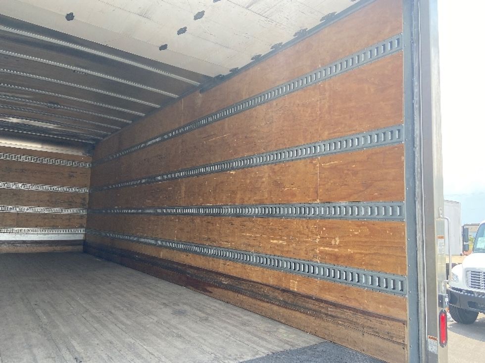 Medium Duty Box Truck-Light and Medium Duty Trucks-Freightliner-2020-M2-San Antonio-TX-154,422\n\t\tmiles-$ 59,250 - Image 12