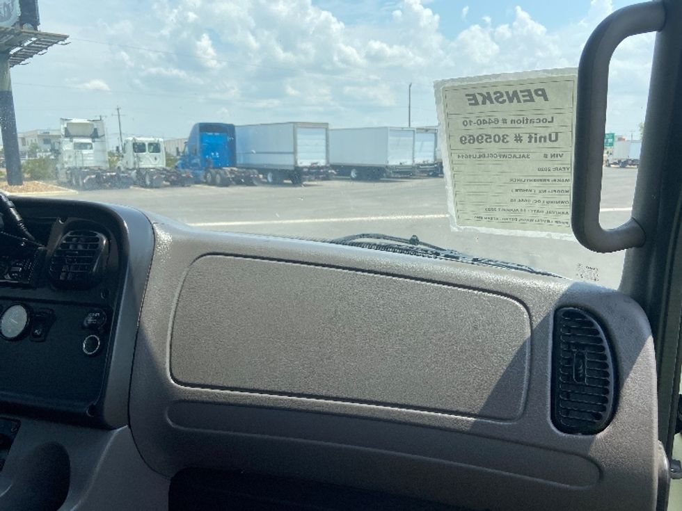 Medium Duty Box Truck-Light and Medium Duty Trucks-Freightliner-2020-M2-San Antonio-TX-154,422\n\t\tmiles-$ 59,250 - Image 21