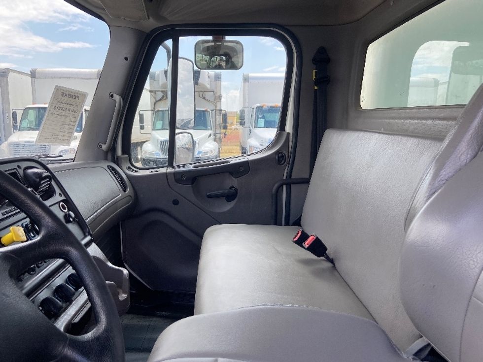 Medium Duty Box Truck-Light and Medium Duty Trucks-Freightliner-2020-M2-San Antonio-TX-164,320\n\t\tmiles-$ 52,250 - Image 18