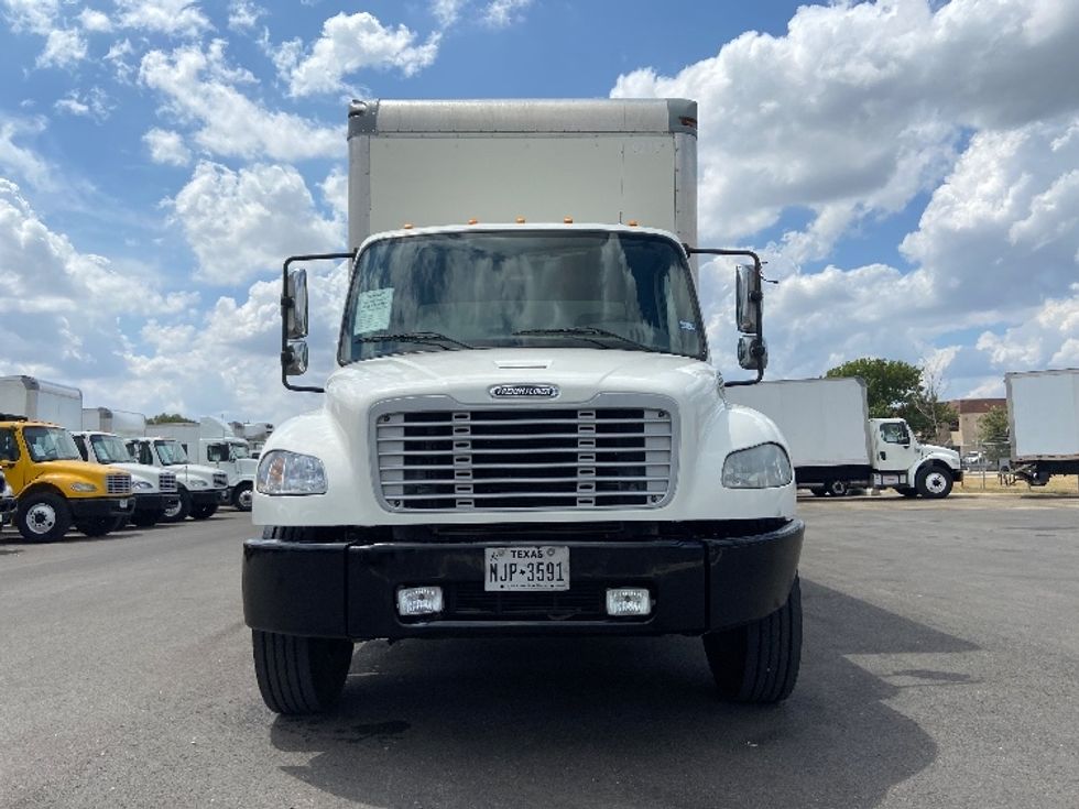 Medium Duty Box Truck-Light and Medium Duty Trucks-Freightliner-2020-M2-San Antonio-TX-164,320\n\t\tmiles-$ 52,250 - Image 2