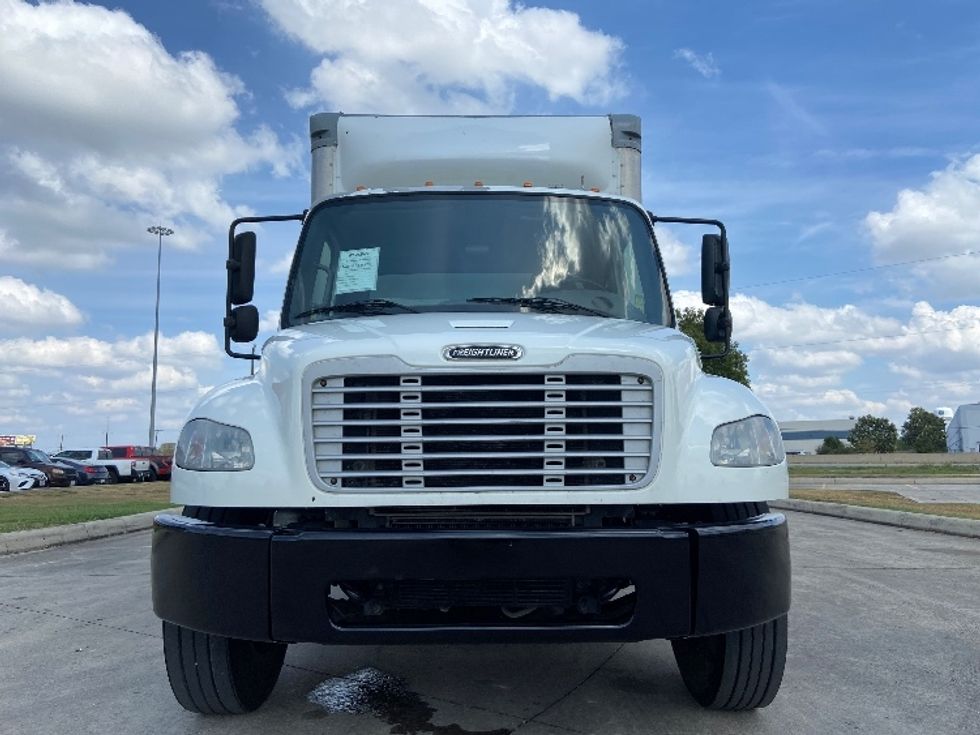 Medium Duty Box Truck-Light and Medium Duty Trucks-Freightliner-2020-M2-San Antonio-TX-194,100\n\t\tmiles-$ 44,750 - Image 2
