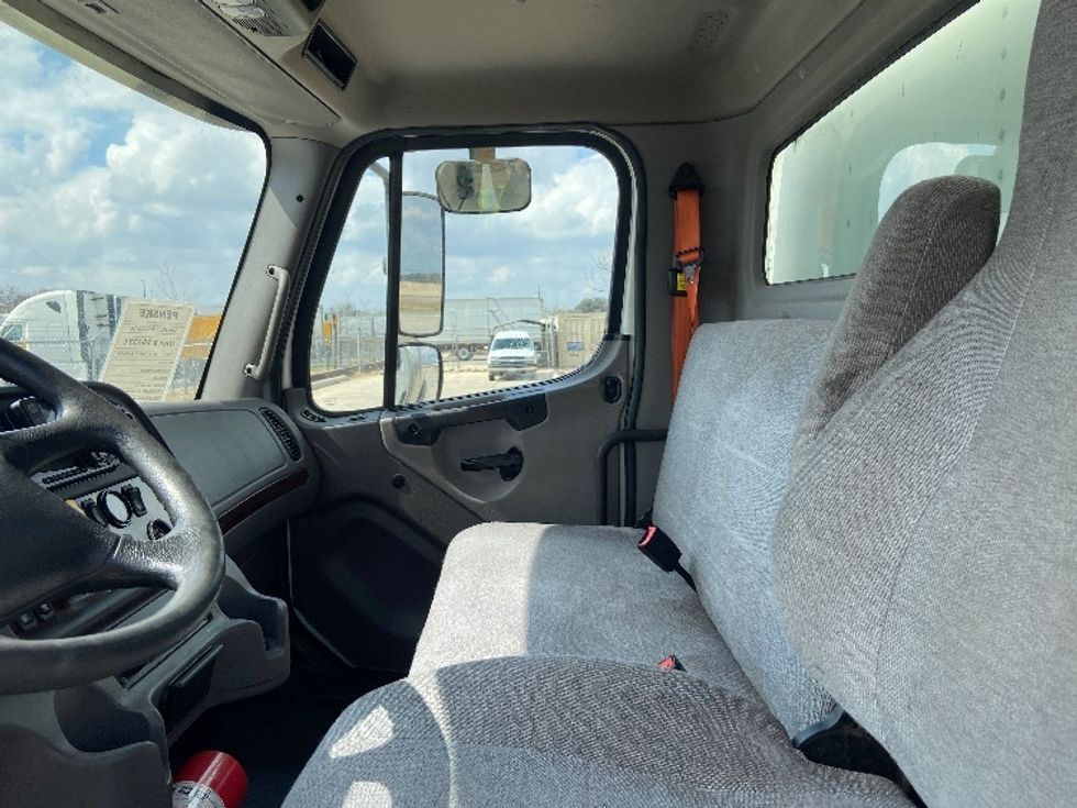 Medium Duty Box Truck-Light and Medium Duty Trucks-Freightliner-2020-M2-San Antonio-TX-224,608\n\t\tmiles-$ 35,750 - Image 19