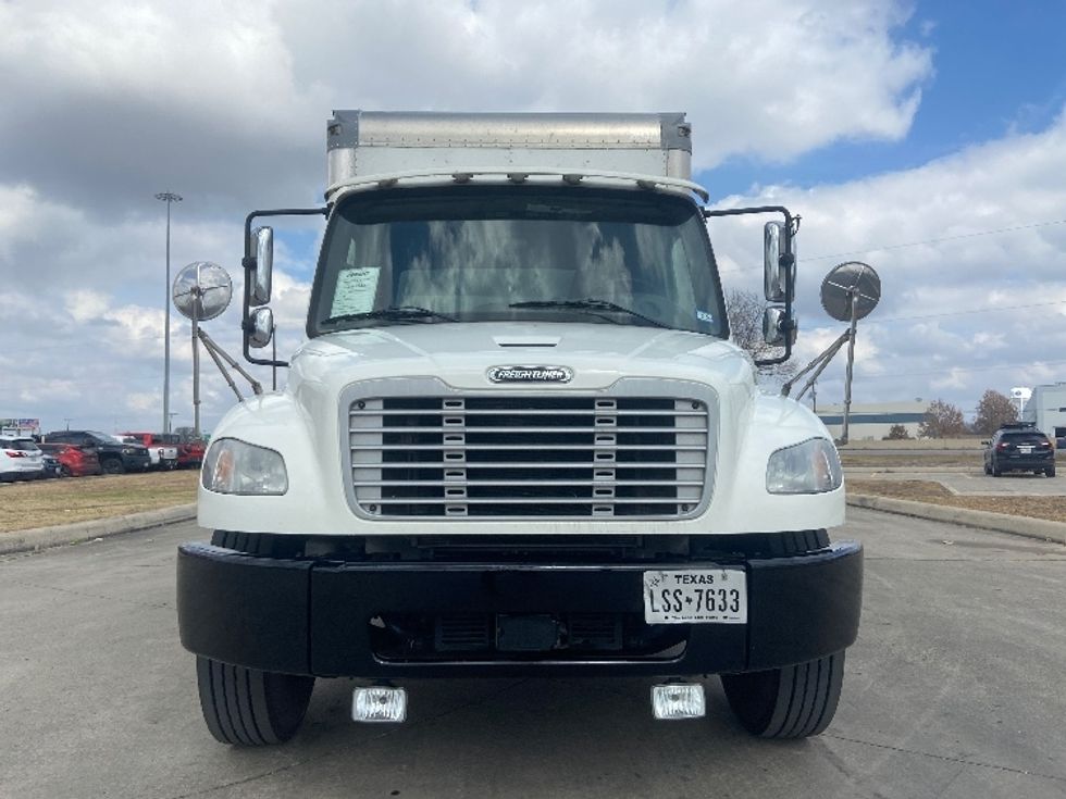 Medium Duty Box Truck-Light and Medium Duty Trucks-Freightliner-2020-M2-San Antonio-TX-224,608\n\t\tmiles-$ 35,750 - Image 2