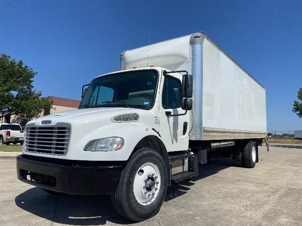 Medium Duty Box Truck-Light and Medium Duty Trucks-Freightliner-2020-M2-San Antonio-TX-255,210\n\t\tmiles-$ 46,750 - Image 3