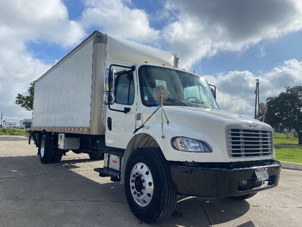 Medium Duty Box Truck-Light and Medium Duty Trucks-Freightliner-2020-M2-San Antonio-TX-289,374\n\t\tmiles-$ 23,750 - Image 1
