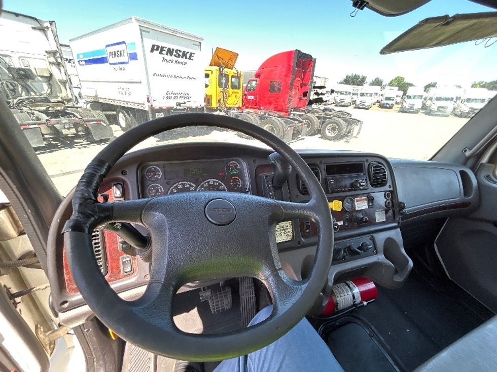 Medium Duty Box Truck-Light and Medium Duty Trucks-Freightliner-2020-M2-San Diego-CA-138,010\n\t\tmiles-$ 58,000 - Image 18