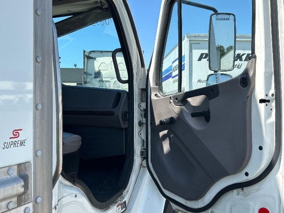Medium Duty Box Truck-Light and Medium Duty Trucks-Freightliner-2020-M2-San Diego-CA-138,010\n\t\tmiles-$ 58,000 - Image 20