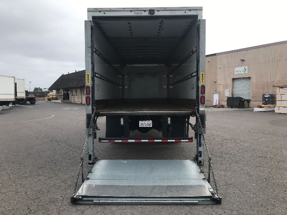 Medium Duty Box Truck-Light and Medium Duty Trucks-Freightliner-2020-M2-San Diego-CA-150,091\n\t\tmiles-$ 61,250 - Image 9