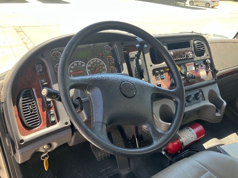 Medium Duty Box Truck-Light and Medium Duty Trucks-Freightliner-2020-M2-San Diego-CA-165,252\n\t\tmiles-$ 58,000 - Image 15