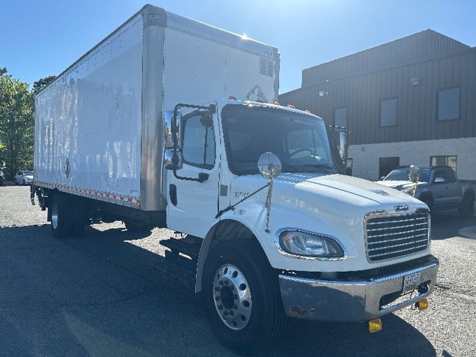 Medium Duty Box Truck-Light and Medium Duty Trucks-Freightliner-2020-M2-Sandston-VA-224,439\n\t\tmiles-$ 48,500 - Image 1