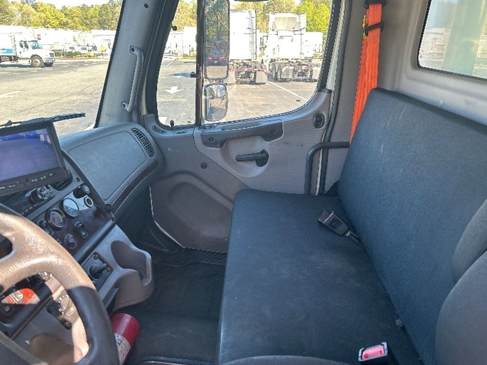Medium Duty Box Truck-Light and Medium Duty Trucks-Freightliner-2020-M2-Sandston-VA-224,439\n\t\tmiles-$ 48,500 - Image 19