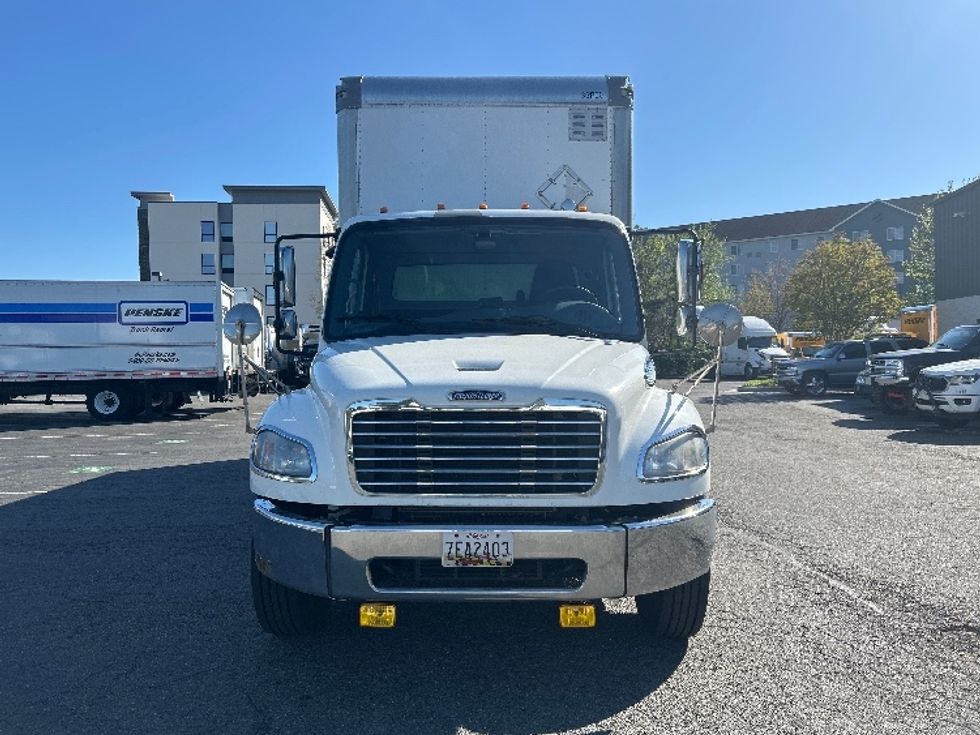 Medium Duty Box Truck-Light and Medium Duty Trucks-Freightliner-2020-M2-Sandston-VA-224,439\n\t\tmiles-$ 48,500 - Image 2