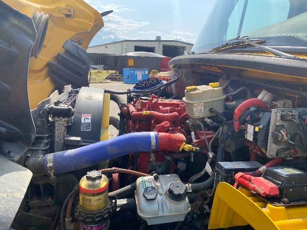 Medium Duty Box Truck-Light and Medium Duty Trucks-Freightliner-2020-M2-Saskatoon-SK-205,197\n\t\tkm-$ 69,500 - Image 24