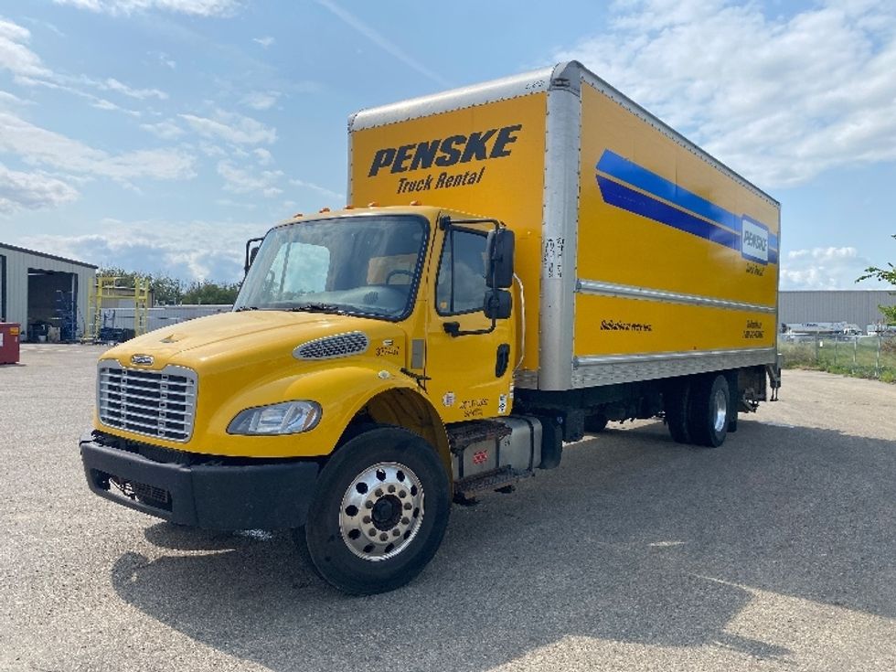 Medium Duty Box Truck-Light and Medium Duty Trucks-Freightliner-2020-M2-Saskatoon-SK-205,197\n\t\tkm-$ 69,500 - Image 3