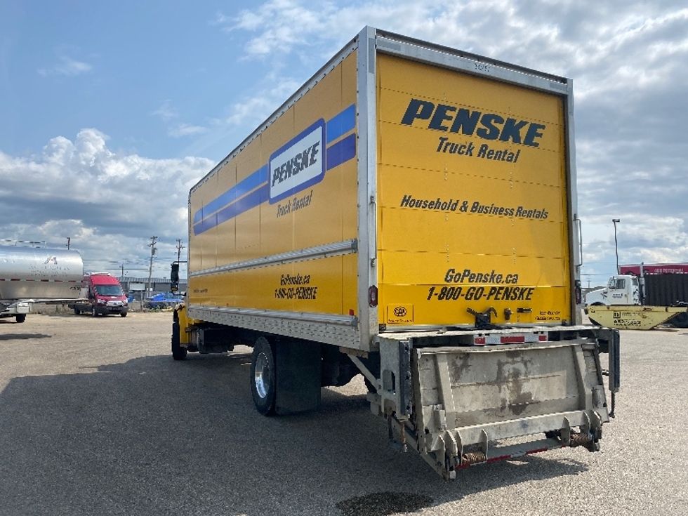 Medium Duty Box Truck-Light and Medium Duty Trucks-Freightliner-2020-M2-Saskatoon-SK-205,197\n\t\tkm-$ 69,500 - Image 6