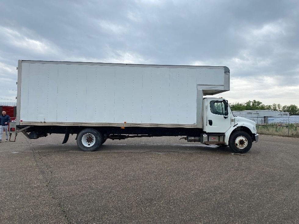 Medium Duty Box Truck-Light and Medium Duty Trucks-Freightliner-2020-M2-Saskatoon-SK-276,173\n\t\tkm-$ 72,500 - Image 15
