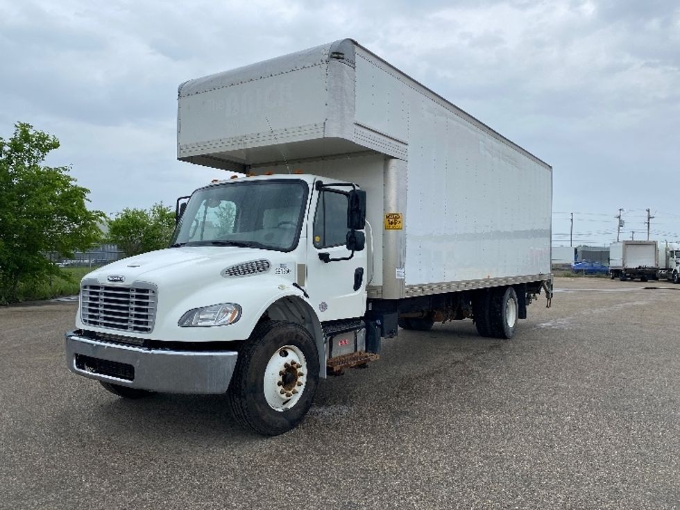 Medium Duty Box Truck-Light and Medium Duty Trucks-Freightliner-2020-M2-Saskatoon-SK-276,173\n\t\tkm-$ 72,500 - Image 3