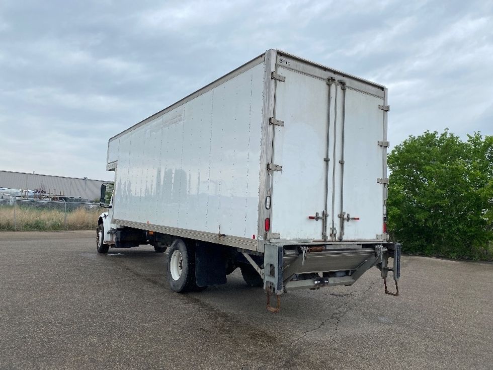 Medium Duty Box Truck-Light and Medium Duty Trucks-Freightliner-2020-M2-Saskatoon-SK-276,173\n\t\tkm-$ 72,500 - Image 6