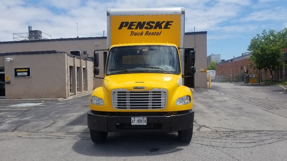 Medium Duty Box Truck-Light and Medium Duty Trucks-Freightliner-2020-M2-Scarborough-ON-297,150\n\t\tkm-$ 60,000 - Image 2