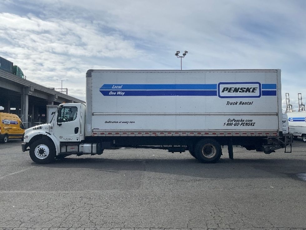 Medium Duty Box Truck-Light and Medium Duty Trucks-Freightliner-2020-M2-Seattle-WA-129,484\n\t\tmiles-$ 60,250 - Image 4