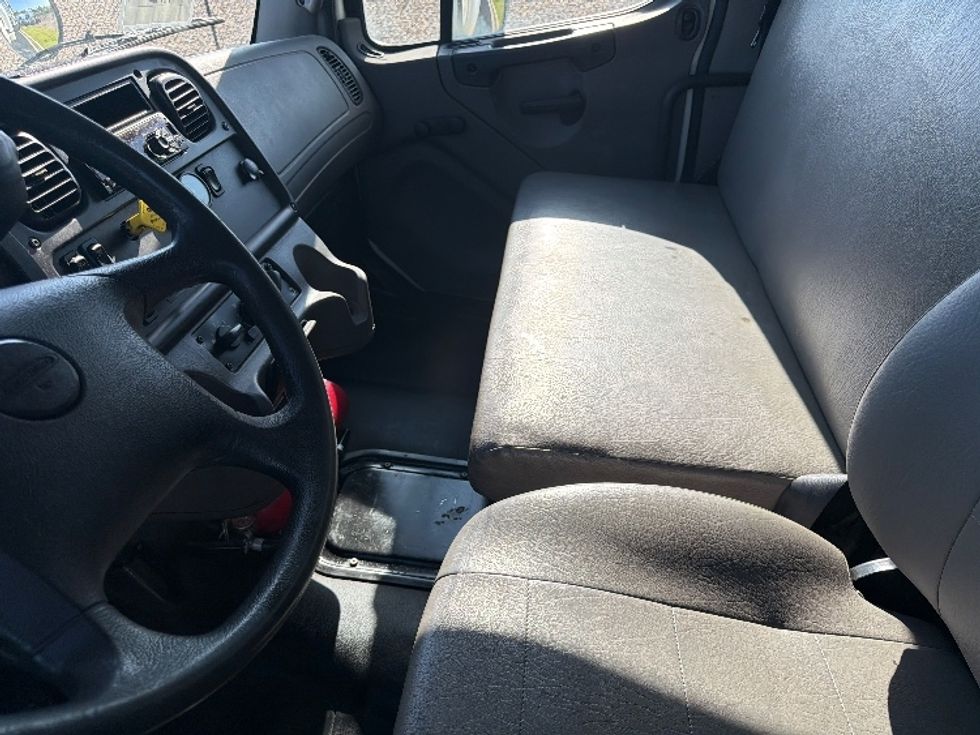 Medium Duty Box Truck-Light and Medium Duty Trucks-Freightliner-2020-M2-Shreveport-LA-349,053\n\t\tmiles-$ 23,750 - Image 19