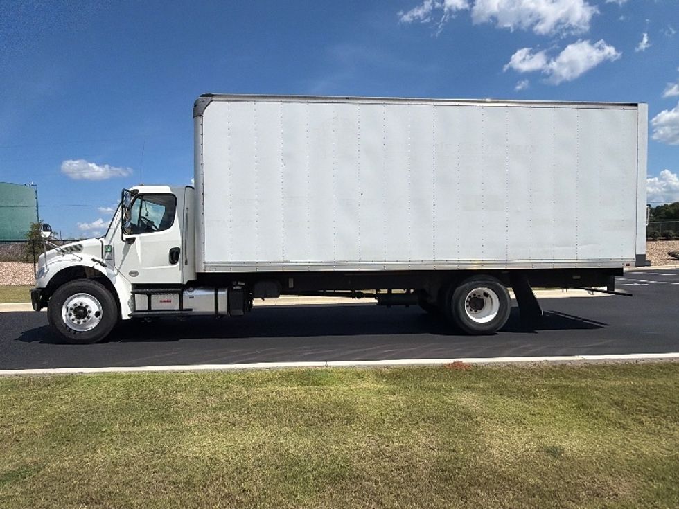 Medium Duty Box Truck-Light and Medium Duty Trucks-Freightliner-2020-M2-Shreveport-LA-349,053\n\t\tmiles-$ 23,750 - Image 4