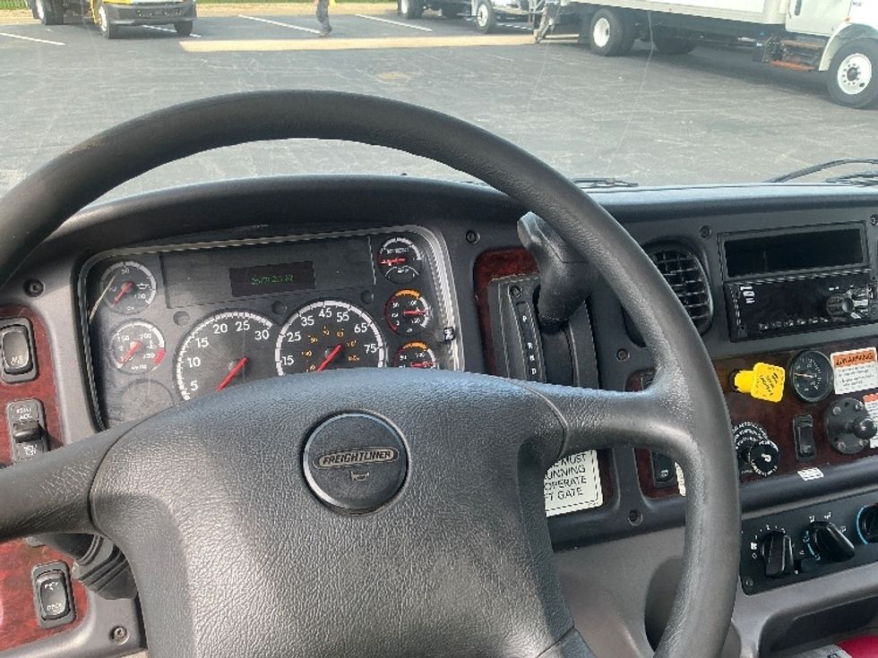 Medium Duty Box Truck-Light and Medium Duty Trucks-Freightliner-2020-M2-South Bend-IN-267,782\n\t\tmiles-$ 41,250 - Image 17