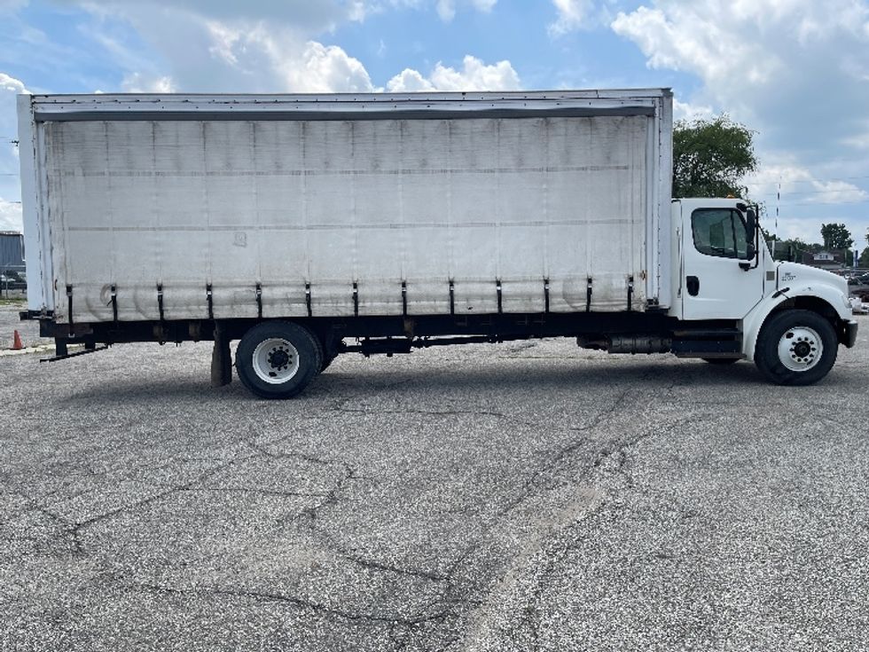 Medium Duty Box Truck-Light and Medium Duty Trucks-Freightliner-2020-M2-South Bend-IN-323,000\n\t\tmiles-$ 22,500 - Image 14