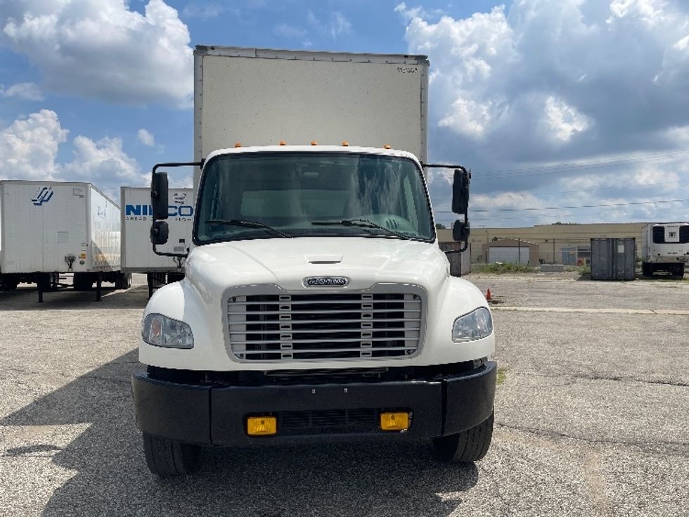 Medium Duty Box Truck-Light and Medium Duty Trucks-Freightliner-2020-M2-South Bend-IN-323,000\n\t\tmiles-$ 22,500 - Image 2