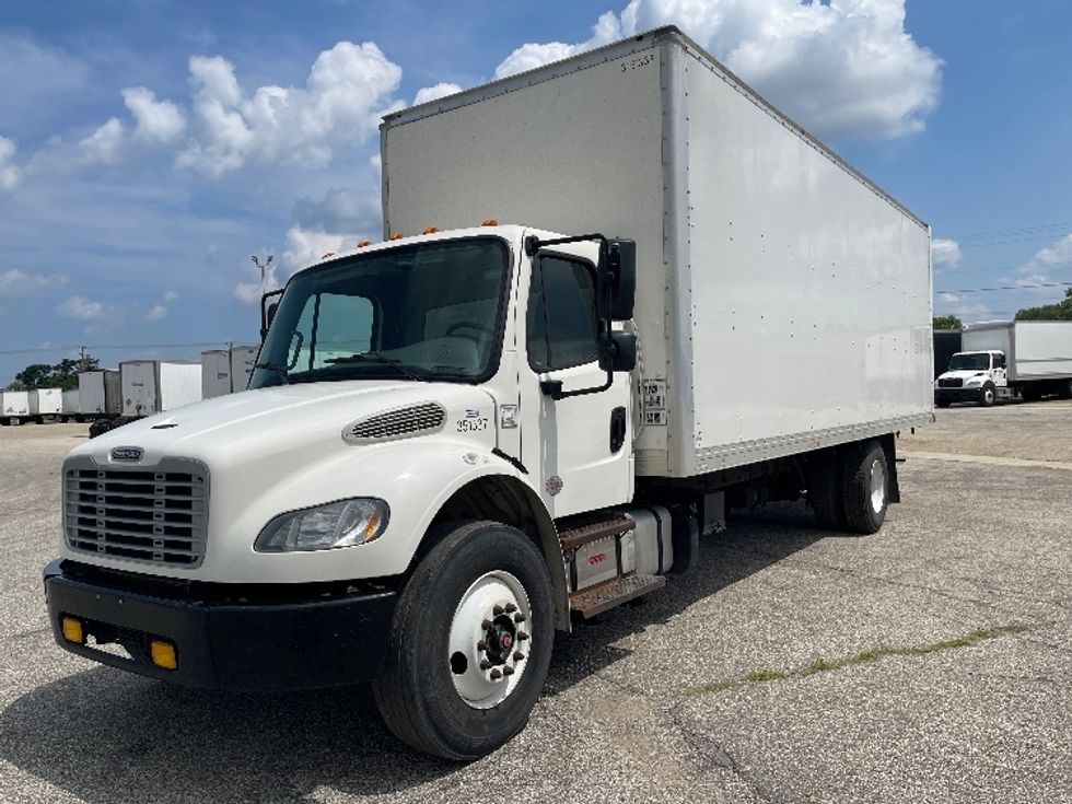 Medium Duty Box Truck-Light and Medium Duty Trucks-Freightliner-2020-M2-South Bend-IN-323,000\n\t\tmiles-$ 22,500 - Image 3