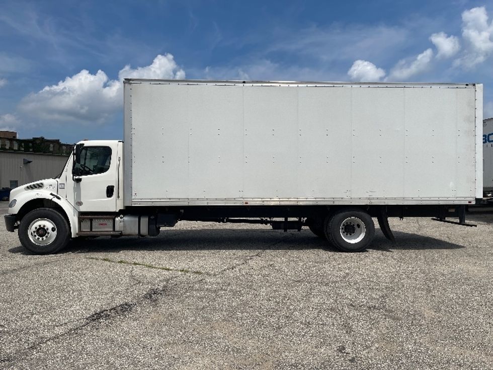 Medium Duty Box Truck-Light and Medium Duty Trucks-Freightliner-2020-M2-South Bend-IN-323,000\n\t\tmiles-$ 22,500 - Image 4