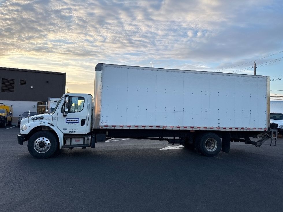 Medium Duty Box Truck-Light and Medium Duty Trucks-Freightliner-2020-M2-South Plainfield-NJ-82,285\n\t\tmiles-$ 71,250 - Image 4