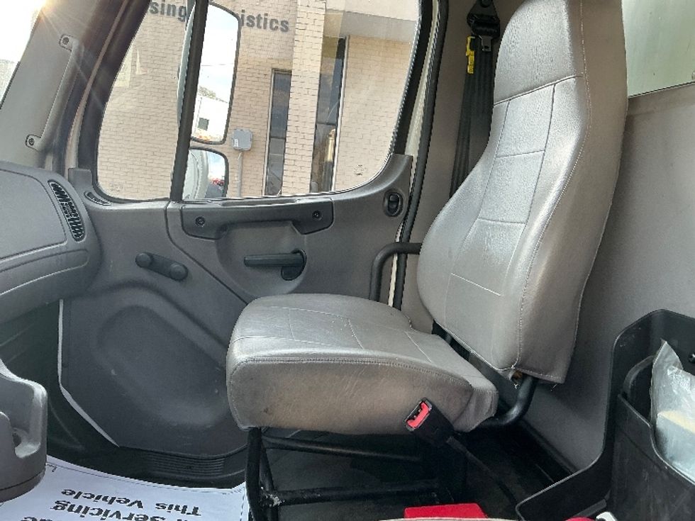 Medium Duty Box Truck-Light and Medium Duty Trucks-Freightliner-2020-M2-Spartanburg-SC-261,565\n\t\tmiles-$ 28,750 - Image 19