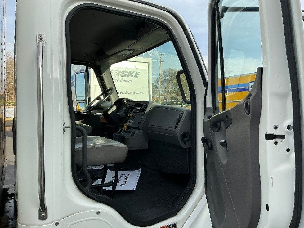 Medium Duty Box Truck-Light and Medium Duty Trucks-Freightliner-2020-M2-Spartanburg-SC-261,565\n\t\tmiles-$ 28,750 - Image 20