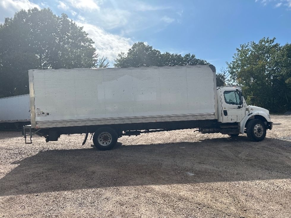 Medium Duty Box Truck-Light and Medium Duty Trucks-Freightliner-2020-M2-Springfield-MA-213,125\n\t\tmiles-$ 48,750 - Image 15