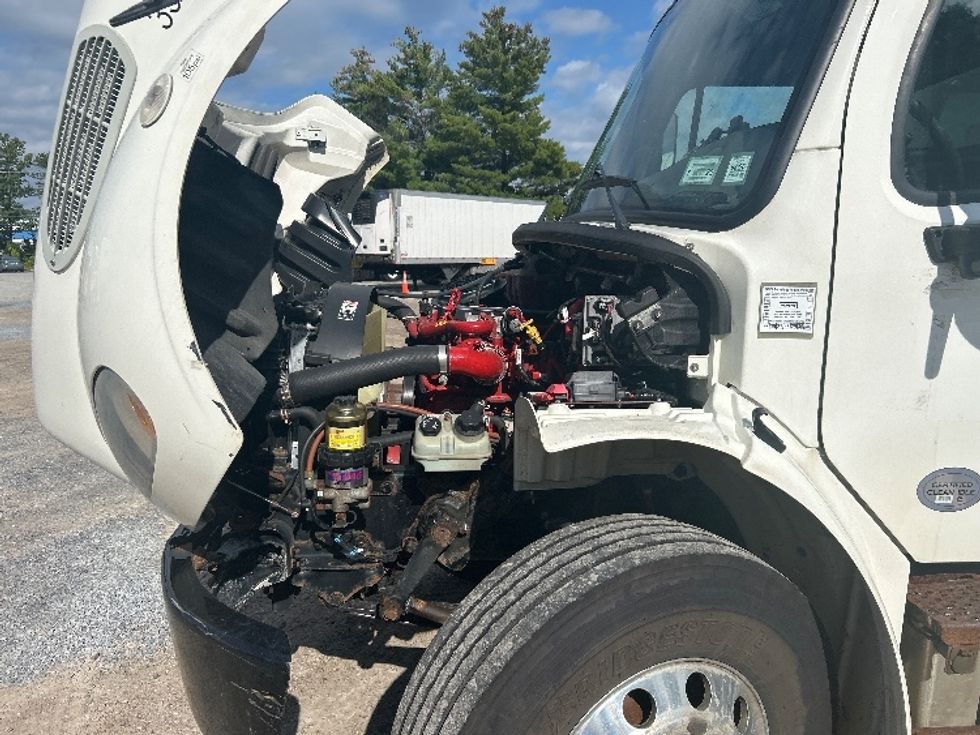 Medium Duty Box Truck-Light and Medium Duty Trucks-Freightliner-2020-M2-Springfield-MA-213,125\n\t\tmiles-$ 48,750 - Image 24