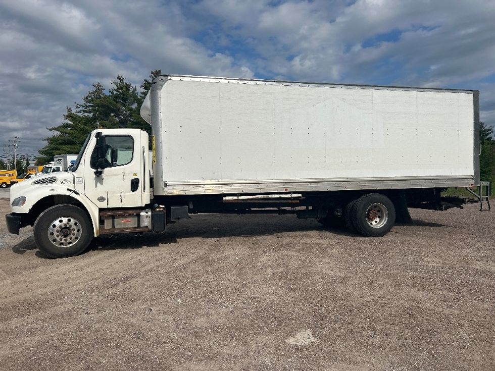 Medium Duty Box Truck-Light and Medium Duty Trucks-Freightliner-2020-M2-Springfield-MA-213,125\n\t\tmiles-$ 48,750 - Image 4