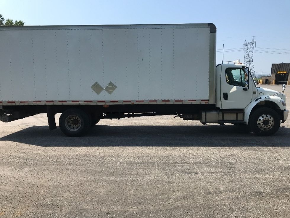 Medium Duty Box Truck-Light and Medium Duty Trucks-Freightliner-2020-M2-Ste-Foy-PQ-210,033\n\t\tkm-$ 71,250 - Image 15