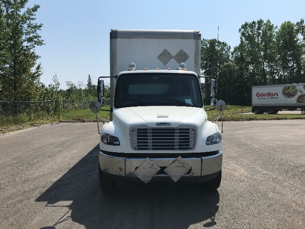 Medium Duty Box Truck-Light and Medium Duty Trucks-Freightliner-2020-M2-Ste-Foy-PQ-210,033\n\t\tkm-$ 71,250 - Image 2