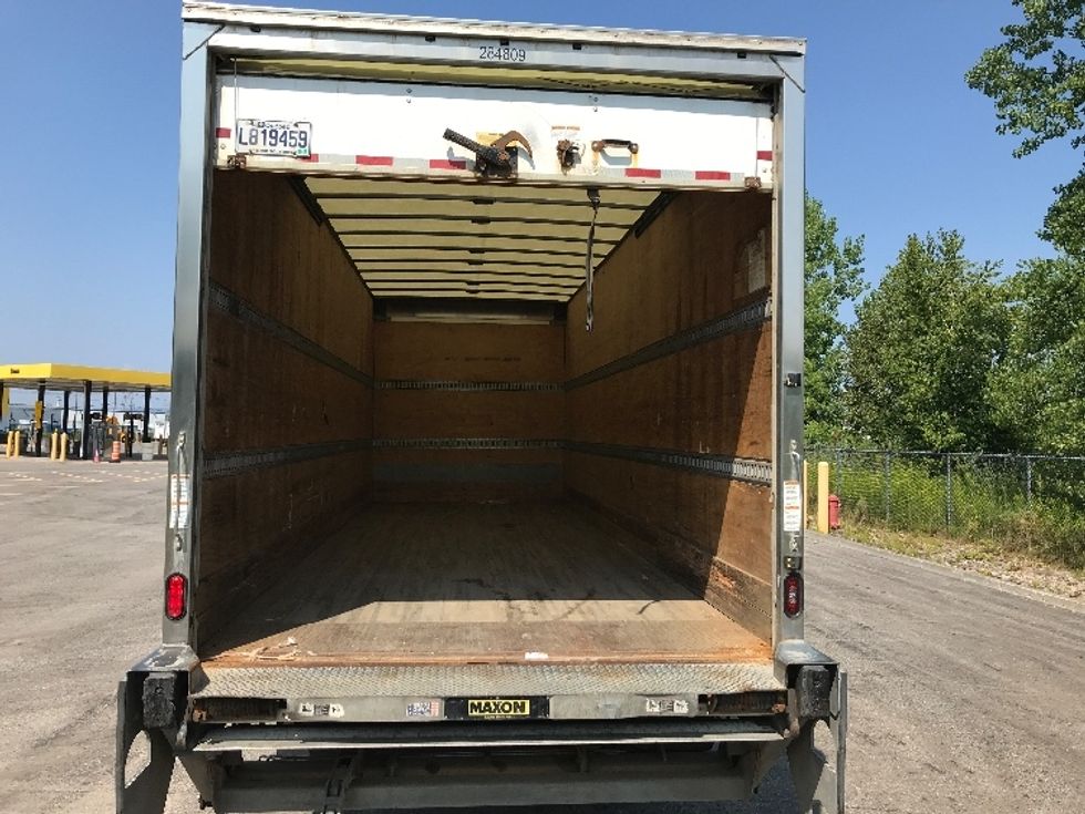 Medium Duty Box Truck-Light and Medium Duty Trucks-Freightliner-2020-M2-Ste-Foy-PQ-210,033\n\t\tkm-$ 71,250 - Image 8