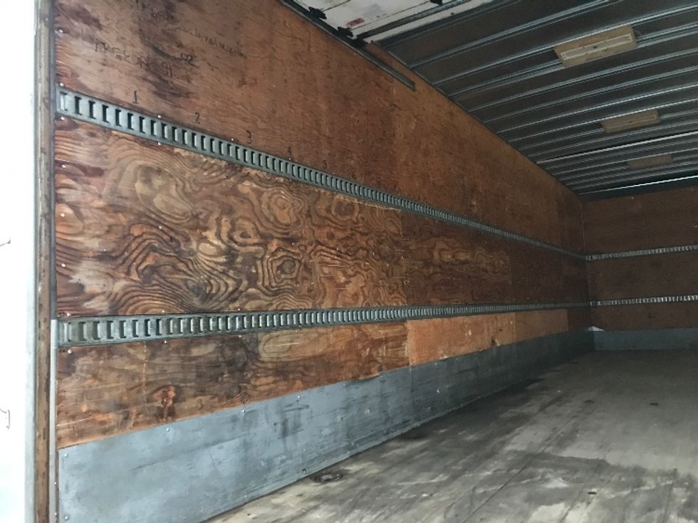 Medium Duty Box Truck-Light and Medium Duty Trucks-Freightliner-2020-M2-Ste-Foy-PQ-310,315\n\t\tkm-$ 75,000 - Image 11