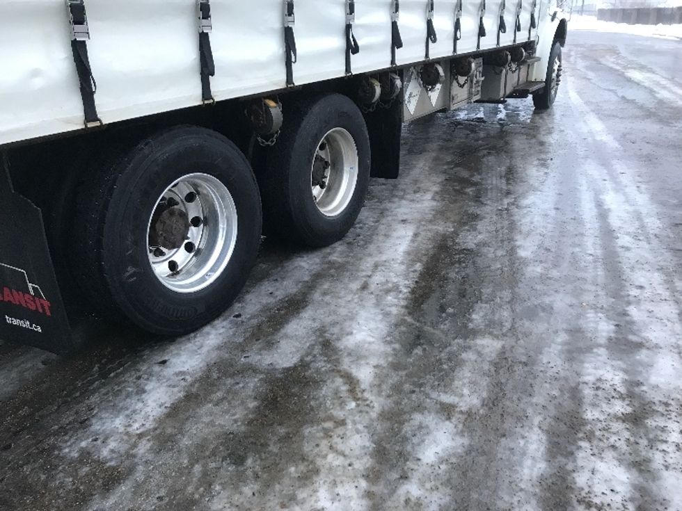 Medium Duty Box Truck-Light and Medium Duty Trucks-Freightliner-2020-M2-Ste-Foy-PQ-310,315\n\t\tkm-$ 75,000 - Image 14