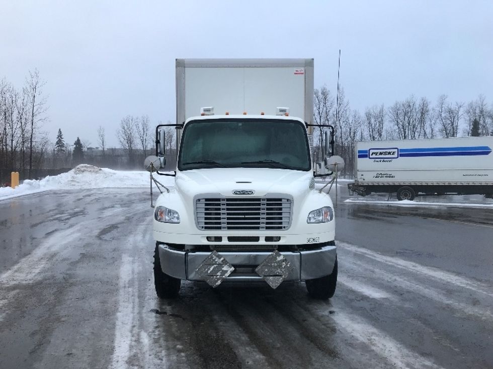 Medium Duty Box Truck-Light and Medium Duty Trucks-Freightliner-2020-M2-Ste-Foy-PQ-310,315\n\t\tkm-$ 75,000 - Image 2