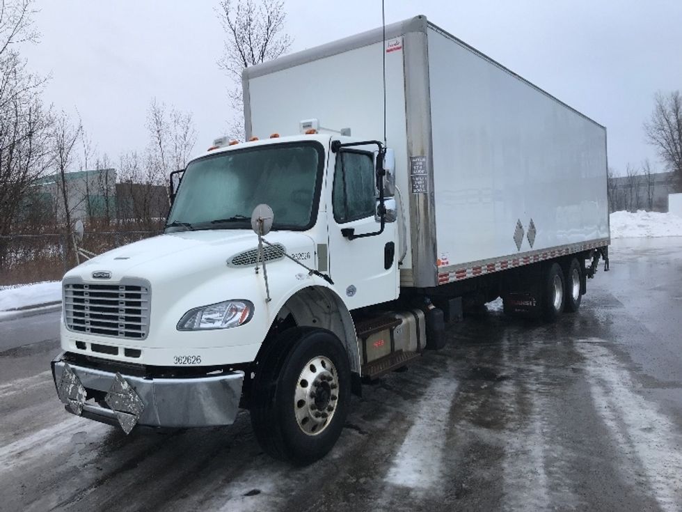 Medium Duty Box Truck-Light and Medium Duty Trucks-Freightliner-2020-M2-Ste-Foy-PQ-310,315\n\t\tkm-$ 75,000 - Image 3