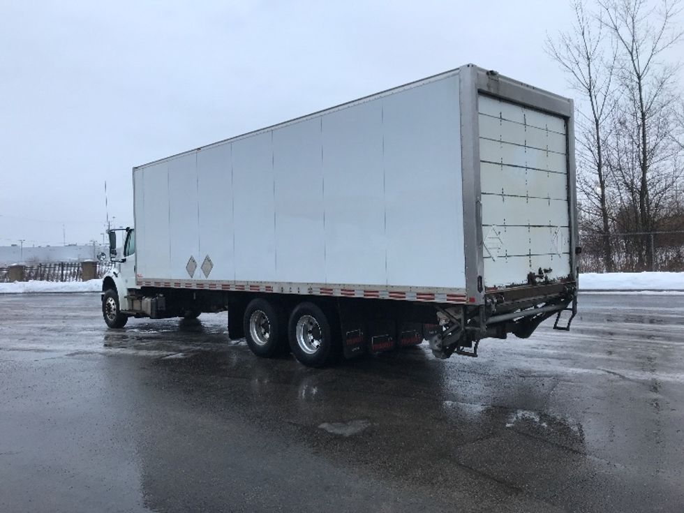 Medium Duty Box Truck-Light and Medium Duty Trucks-Freightliner-2020-M2-Ste-Foy-PQ-310,315\n\t\tkm-$ 75,000 - Image 7