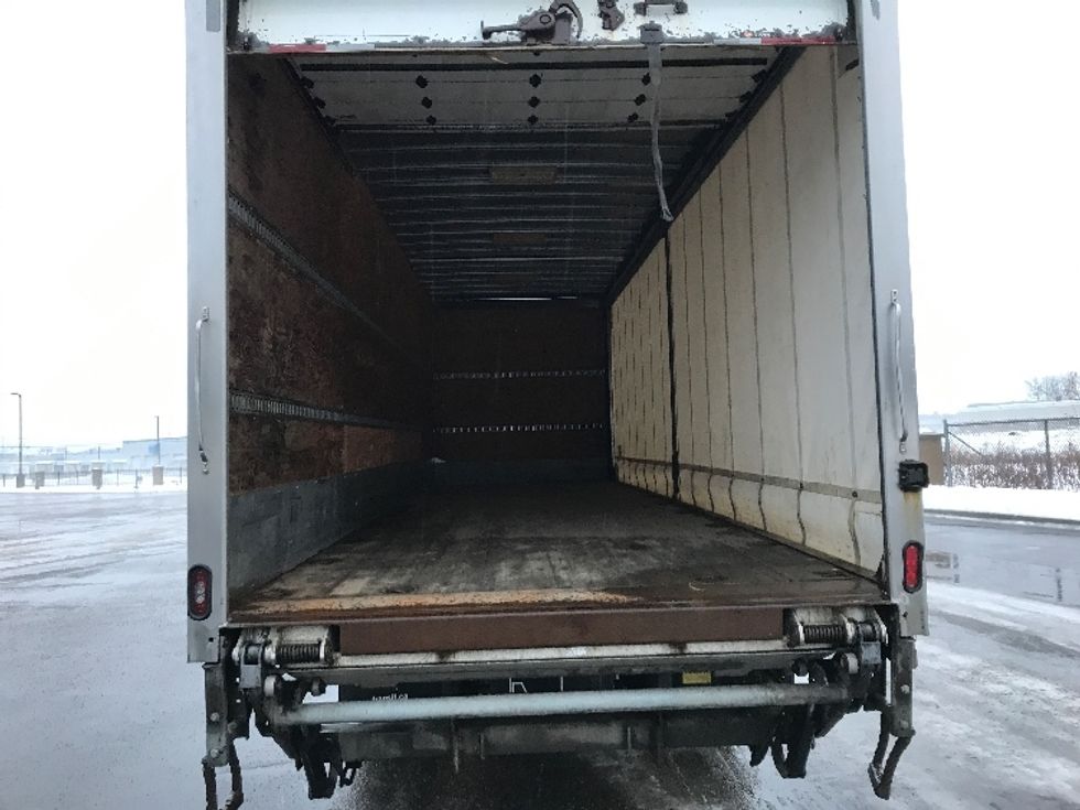 Medium Duty Box Truck-Light and Medium Duty Trucks-Freightliner-2020-M2-Ste-Foy-PQ-310,315\n\t\tkm-$ 75,000 - Image 8