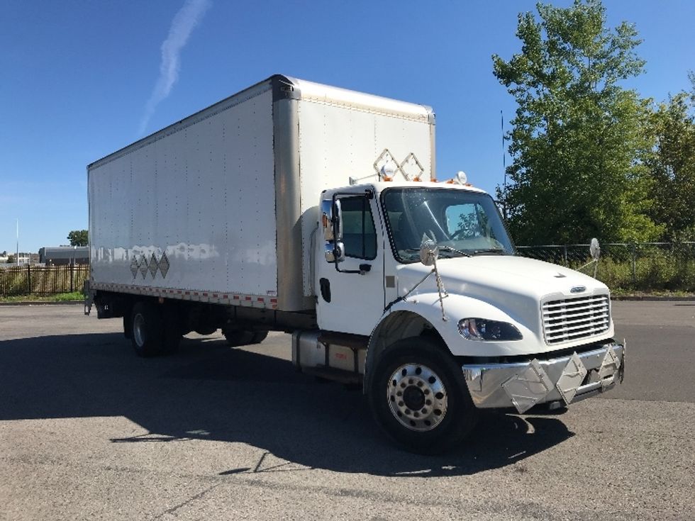 Medium Duty Box Truck-Light and Medium Duty Trucks-Freightliner-2020-M2-Ste-Foy-PQ-341,858\n\t\tkm-$ 50,500 - Image 1