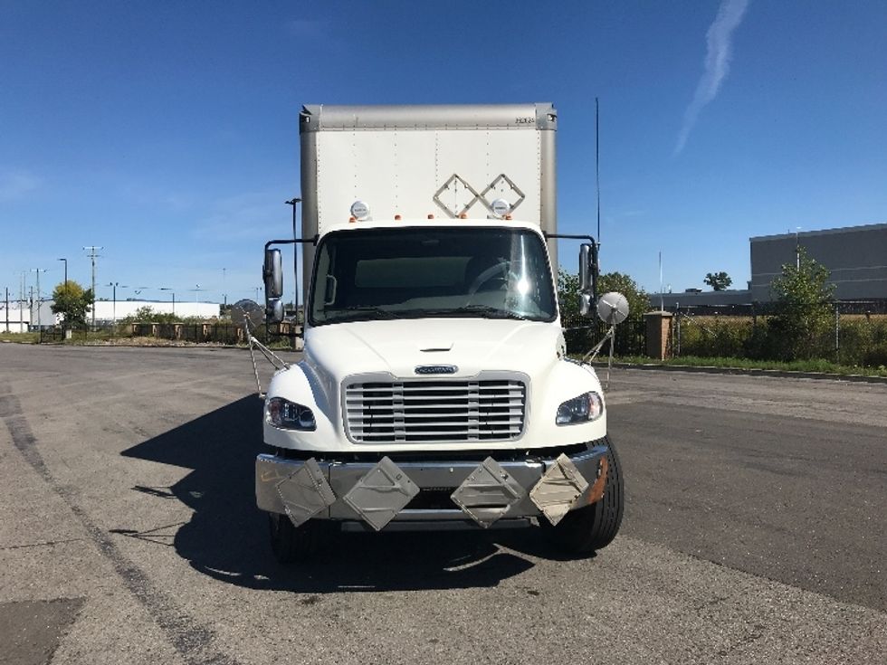 Medium Duty Box Truck-Light and Medium Duty Trucks-Freightliner-2020-M2-Ste-Foy-PQ-341,858\n\t\tkm-$ 50,500 - Image 2