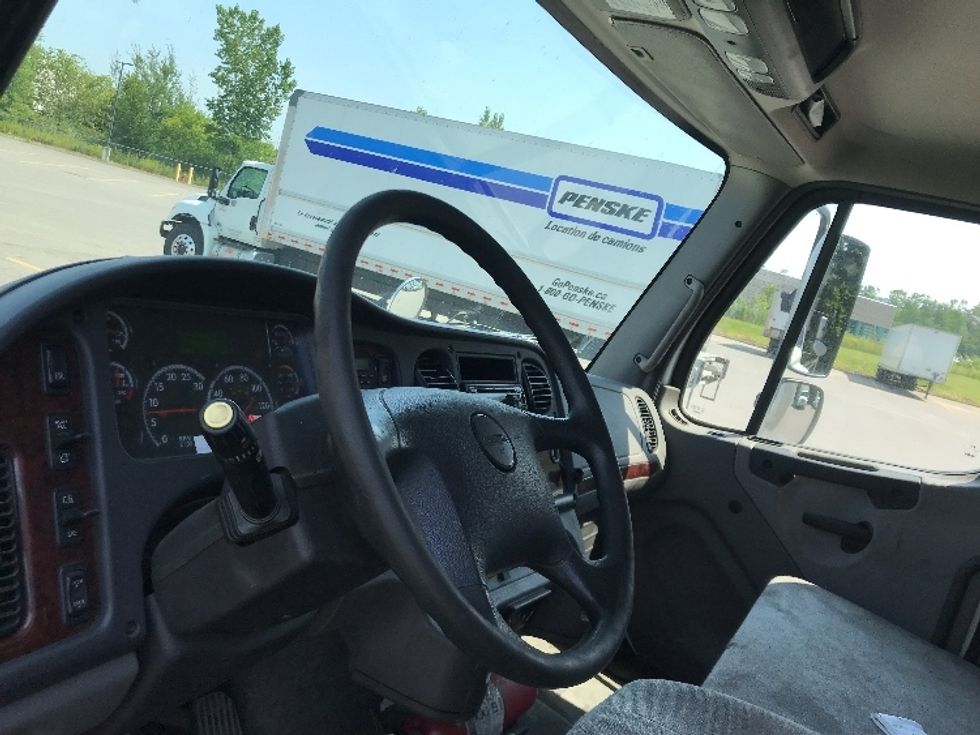 Medium Duty Box Truck-Light and Medium Duty Trucks-Freightliner-2020-M2-Ste-Foy-PQ-363,140\n\t\tkm-$ 52,500 - Image 17